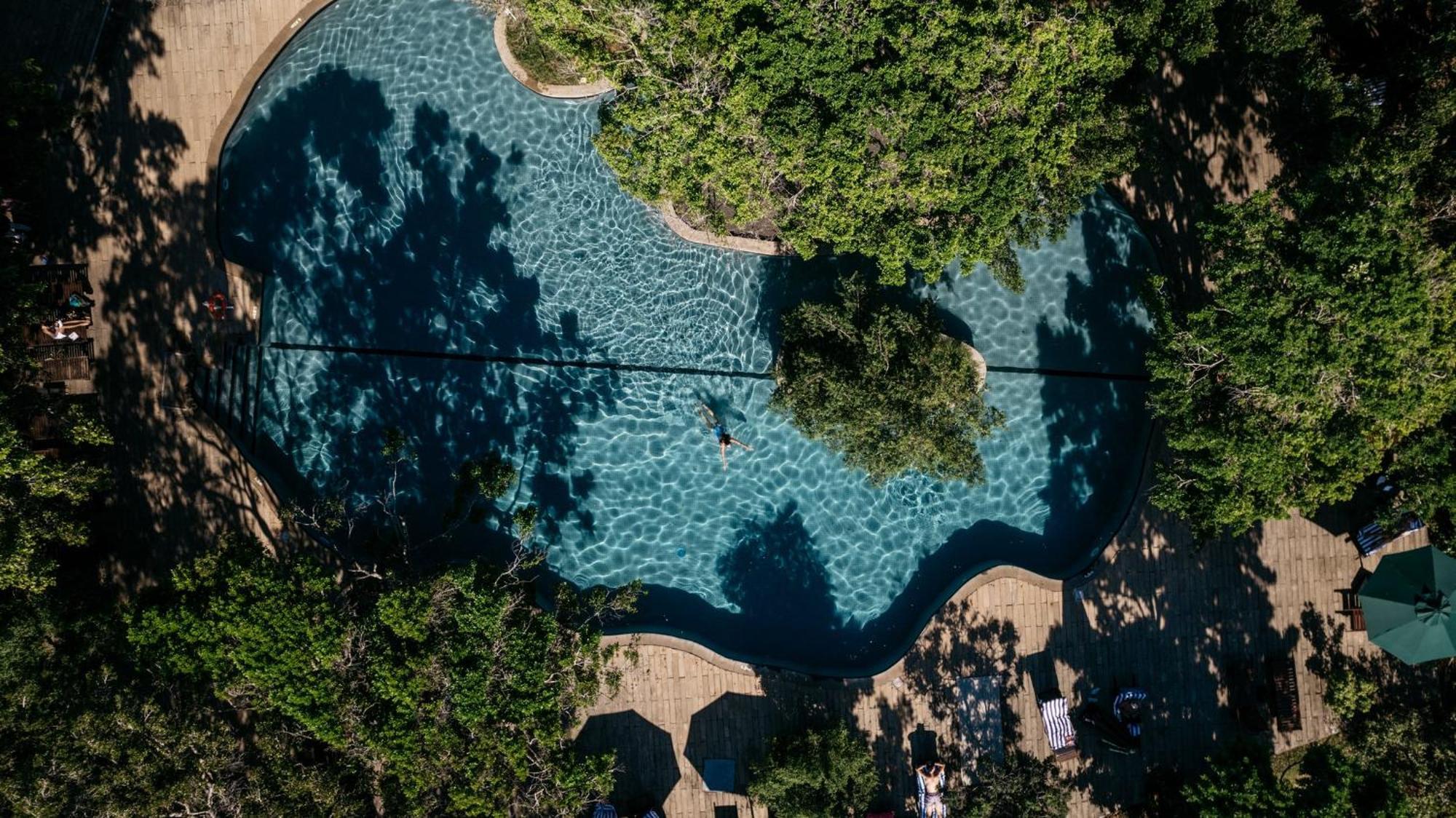 Cinnamon Wild Resort 5*