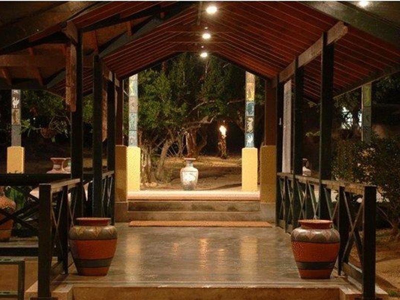 Cinnamon Wild Resort 5*